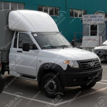 Спойлер на УАЗ белый