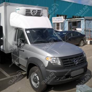 Спойлер на УАЗ с вырезом под рефрижератор