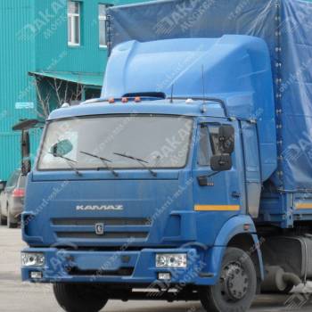 Обтекатель на КамАЗ синий Обтекатель на КамАЗ синий