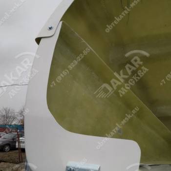 Обтекатель (спойлер) на Мерседес Аксор низкая крыша